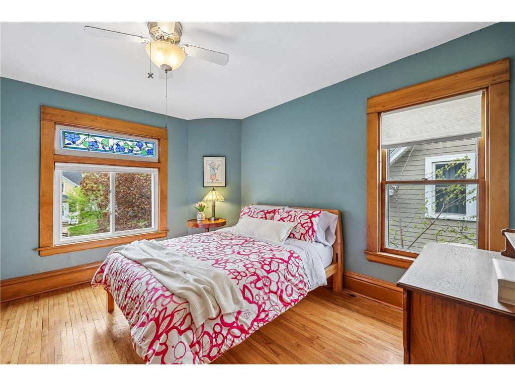 1451 Charles Avenue Saint Paul MN 55104 7042502 image17