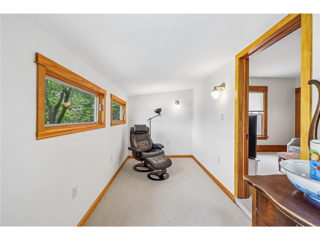 1451 Charles Avenue Saint Paul MN 55104 7042502 image26