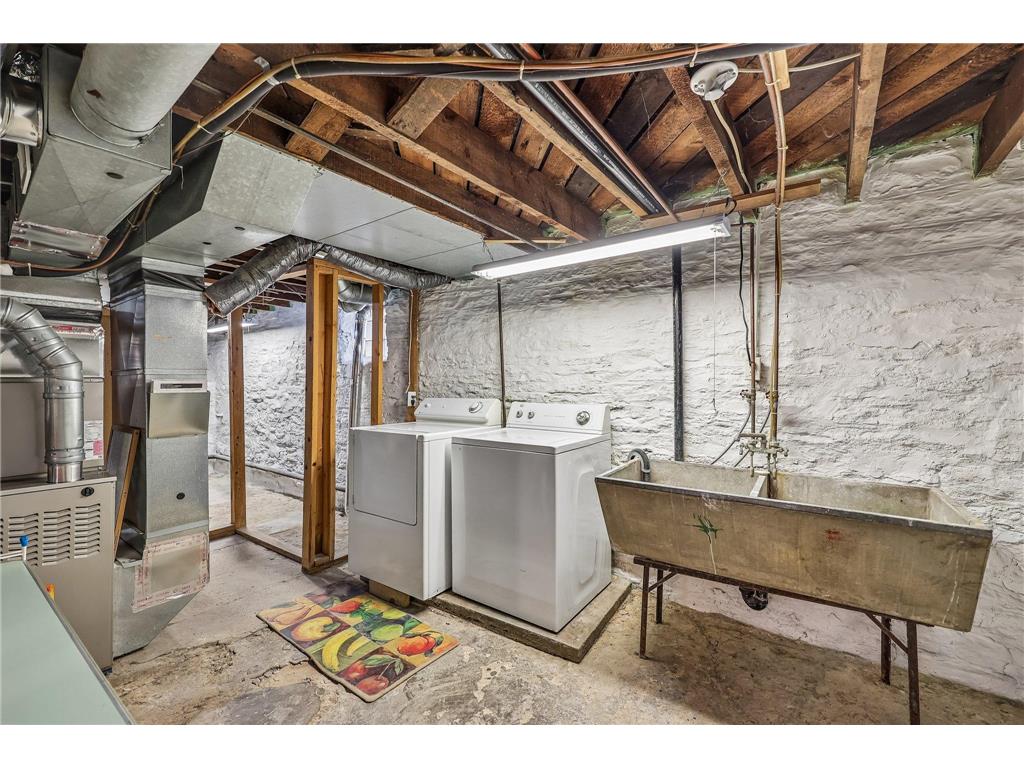 1451 Charles Avenue Saint Paul MN 55104 7042502 image28