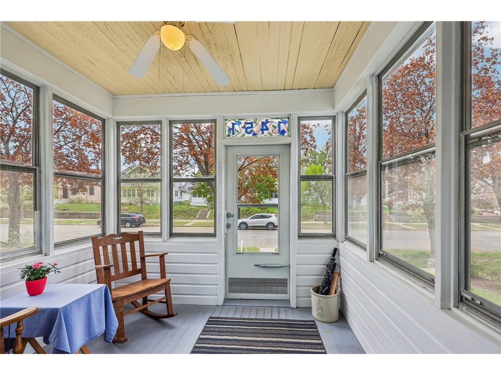 1451 Charles Avenue Saint Paul MN 55104 7042502 image30
