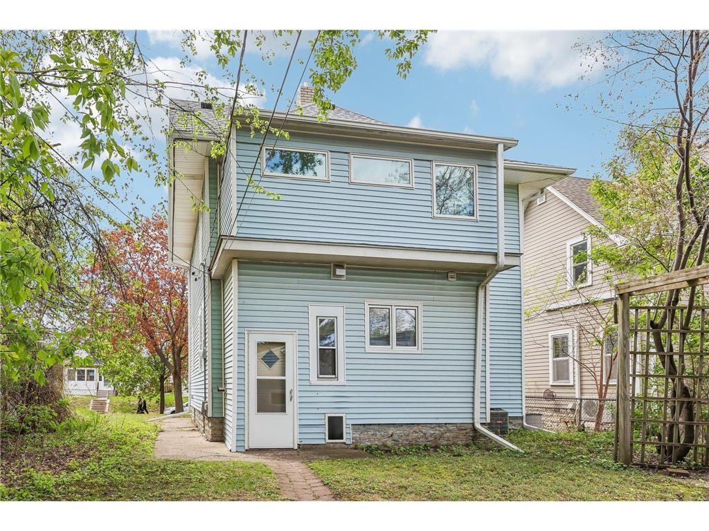 1451 Charles Avenue Saint Paul MN 55104 7042502 image33