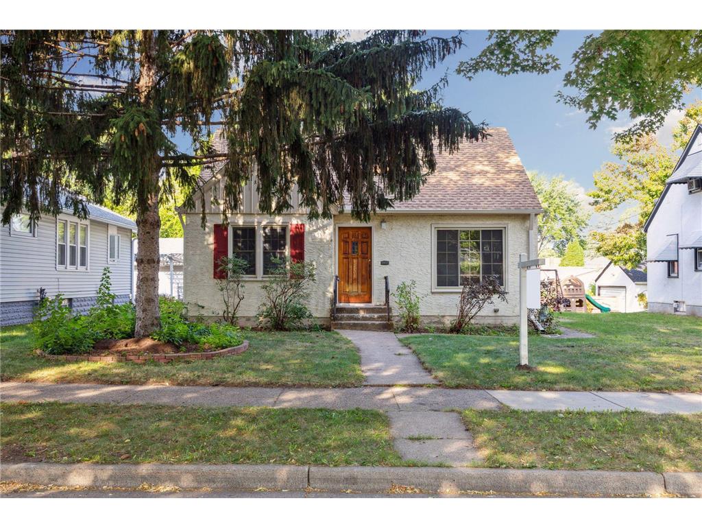 1451 Hazel Street N Saint Paul MN 55119 6424729 image1