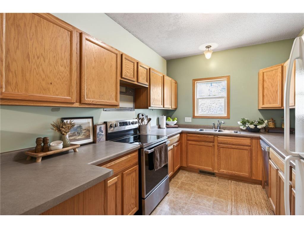 1451 Magnolia Avenue E Saint Paul MN 55106 7057446 image9