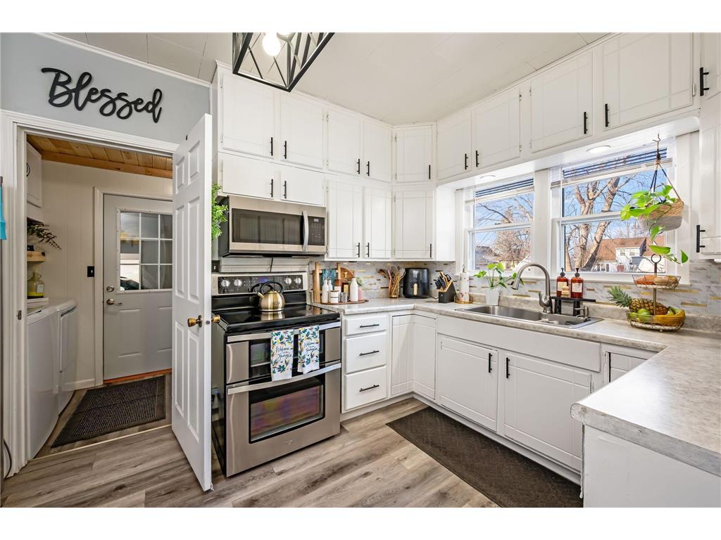 1452 5th Avenue Windom MN 56101 7044043 image15