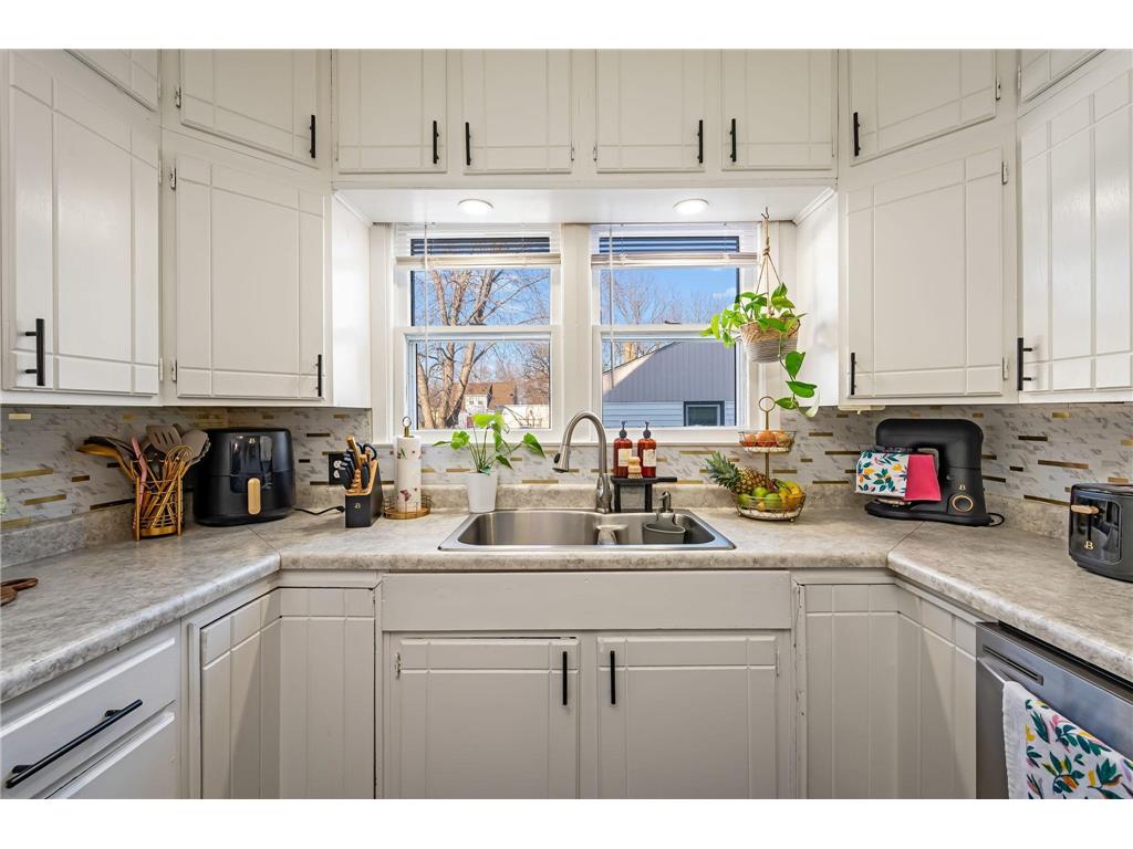1452 5th Avenue Windom MN 56101 7044043 image16