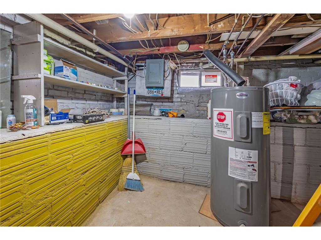 1452 5th Avenue Windom MN 56101 7044043 image34