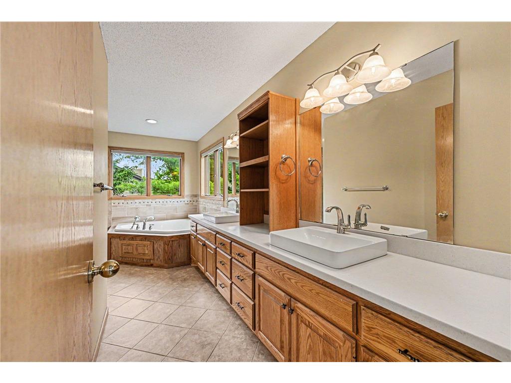 1452 Golf View Drive River Falls WI 54022 7073242 image18