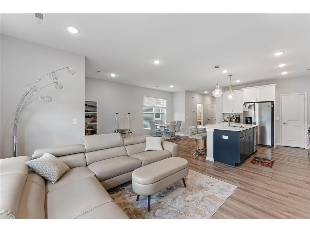 14524 Twin Lakes Circle Burnsville MN 55306 7099165 image12