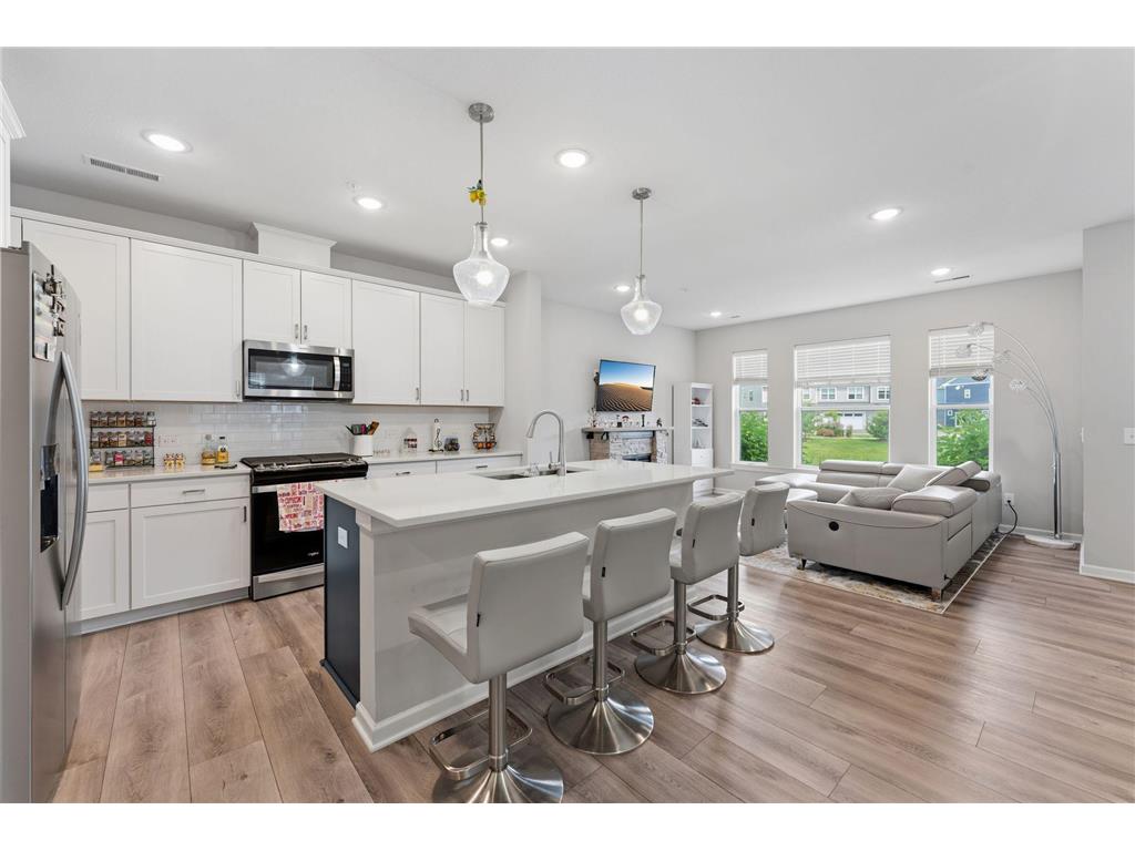 14524 Twin Lakes Circle Burnsville MN 55306 7099165 image13