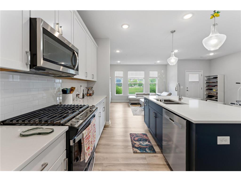 14524 Twin Lakes Circle Burnsville MN 55306 7099165 image15