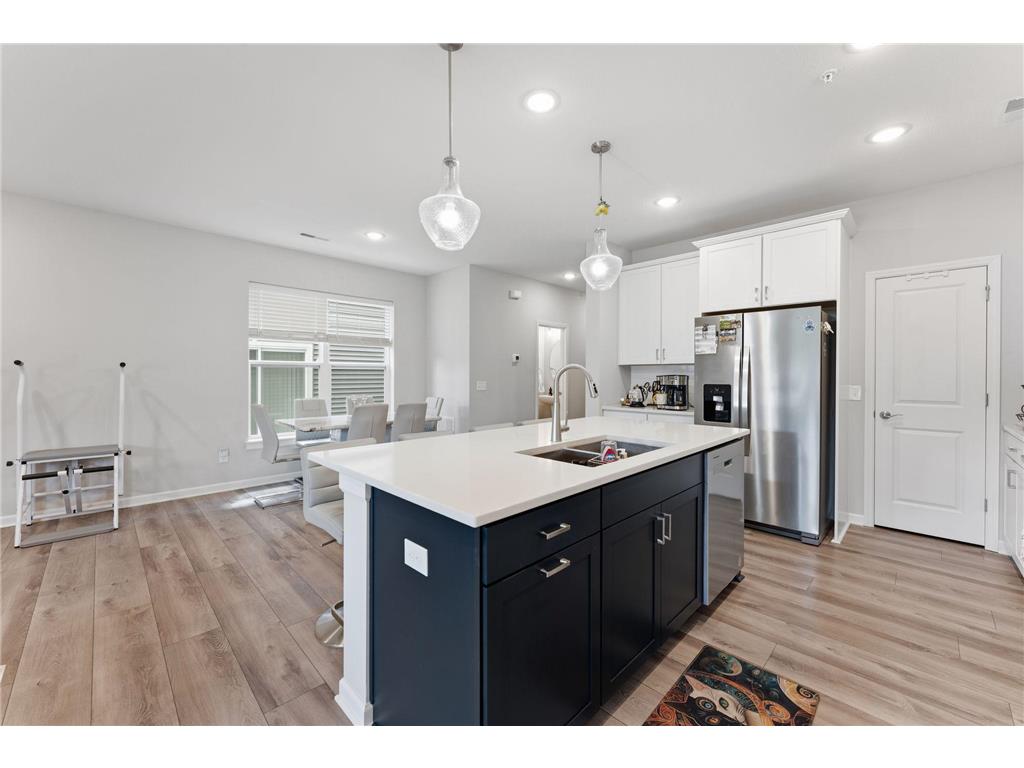 14524 Twin Lakes Circle Burnsville MN 55306 7099165 image17