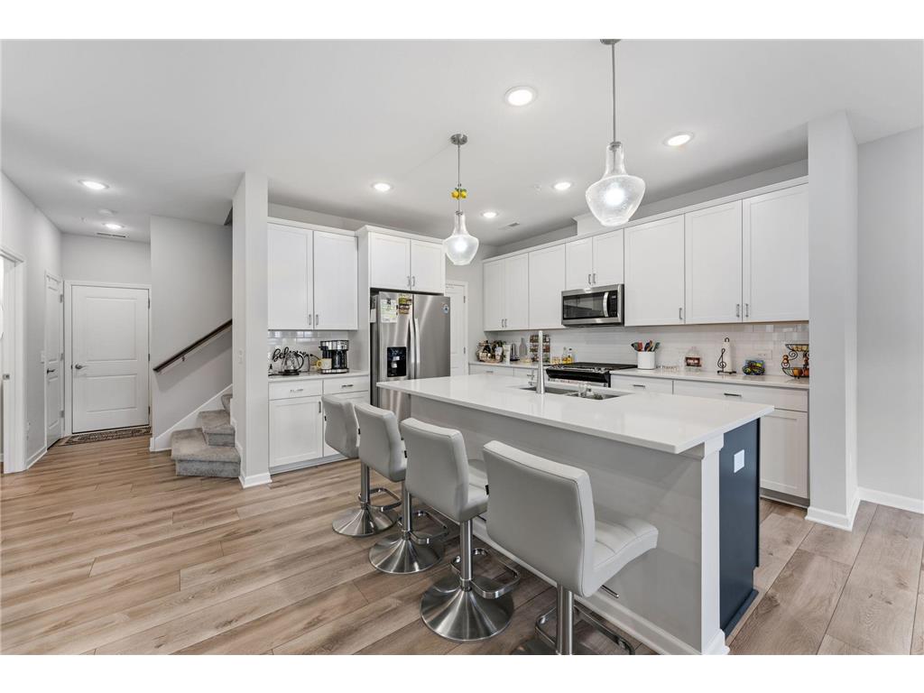 14524 Twin Lakes Circle Burnsville MN 55306 7099165 image18