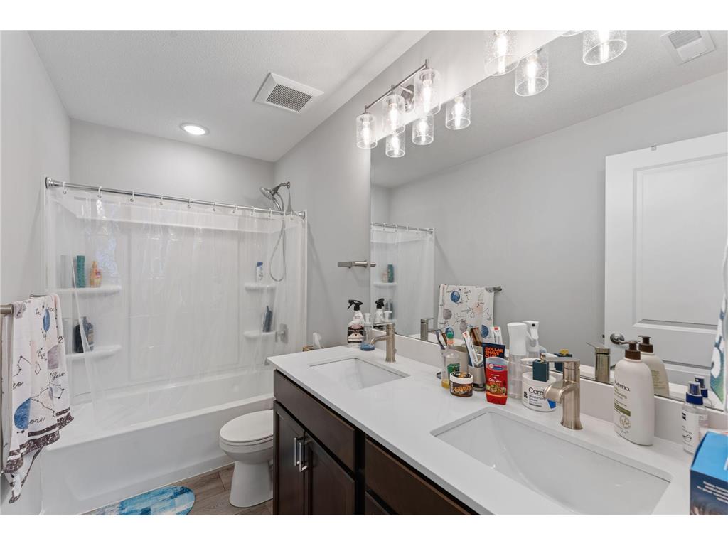 14524 Twin Lakes Circle Burnsville MN 55306 7099165 image28