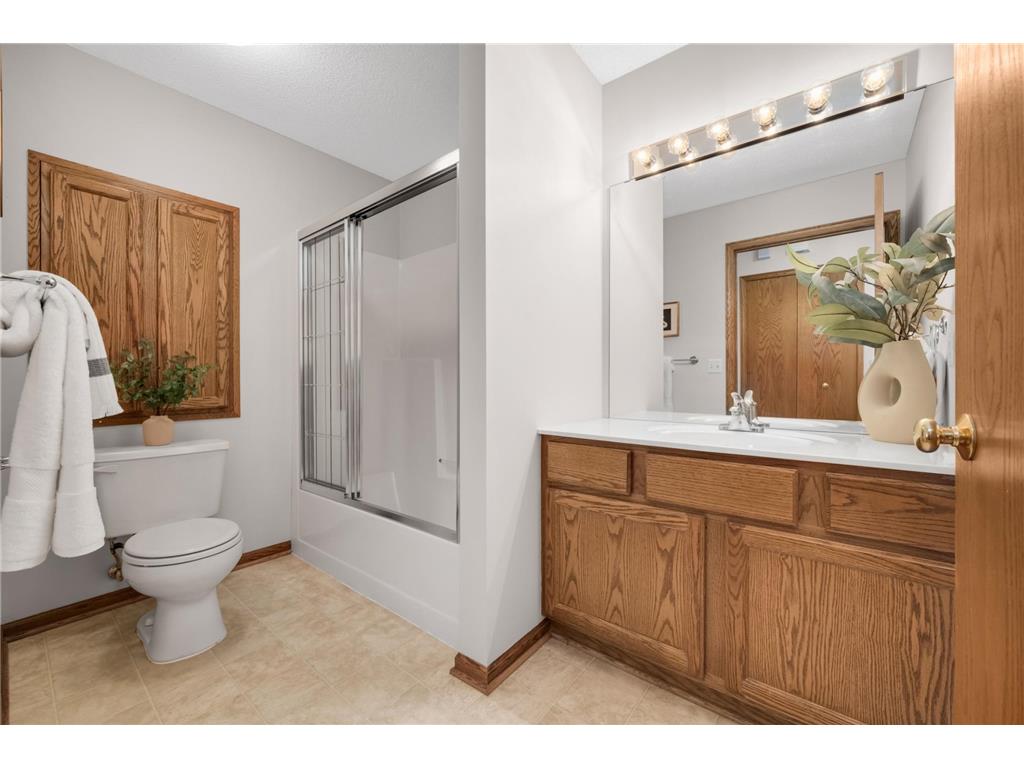 14526 Eureka Court Apple Valley MN 55124 7064561 image19