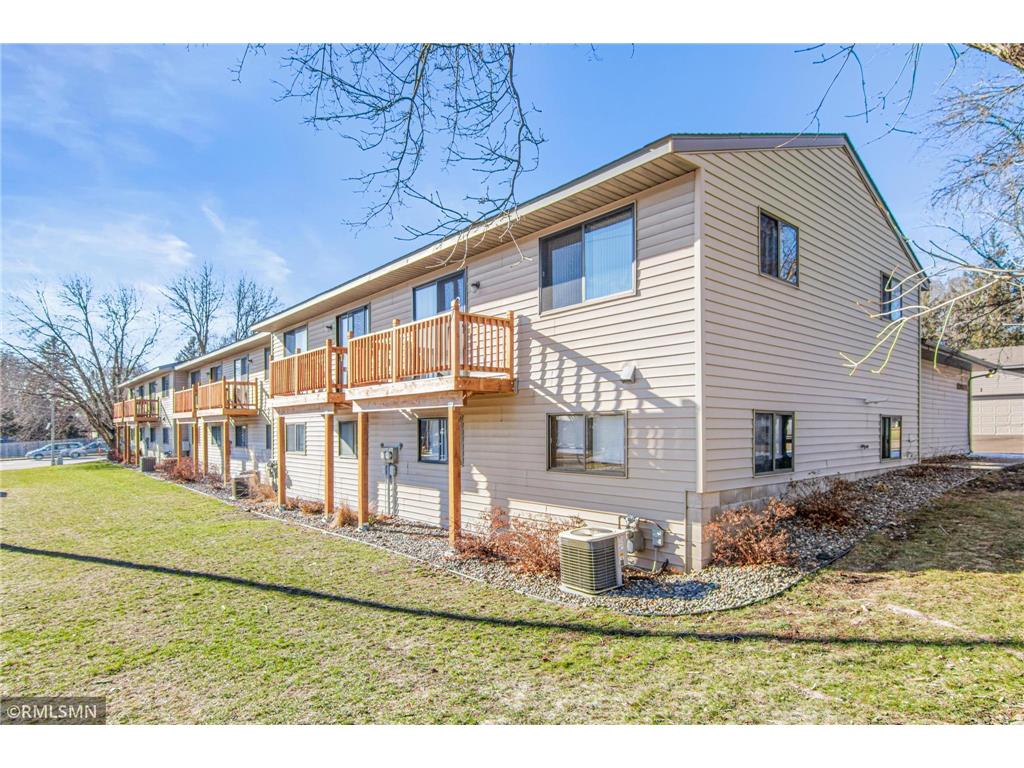 1453 & 1477 Emory Circle River Falls WI 54022 6697049 image1