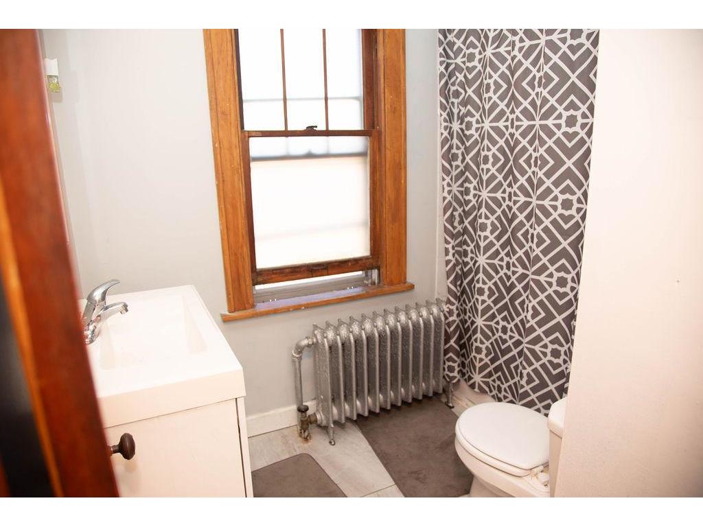 1453 7th Street E Saint Paul MN 55106 7053643 image12
