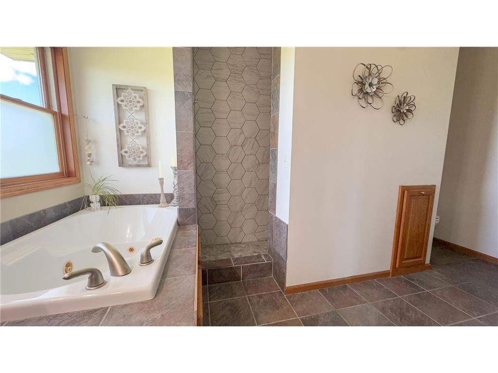 1454 166th Avenue New Richmond WI 54017 - Paperjack Creek 7084166 image20