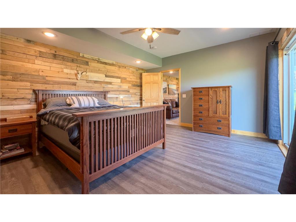 1454 166th Avenue New Richmond WI 54017 - Paperjack Creek 7084166 image33