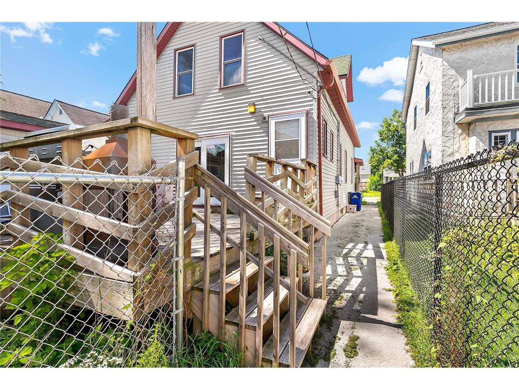 1454 Albemarle Street Saint Paul MN 55117 6779736 image54