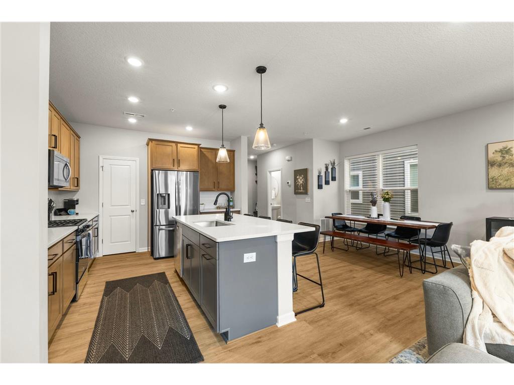 14540 Twin Lakes Circle Burnsville MN 55306 7016599 image12