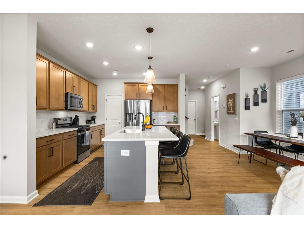 14540 Twin Lakes Circle Burnsville MN 55306 7016599 image22