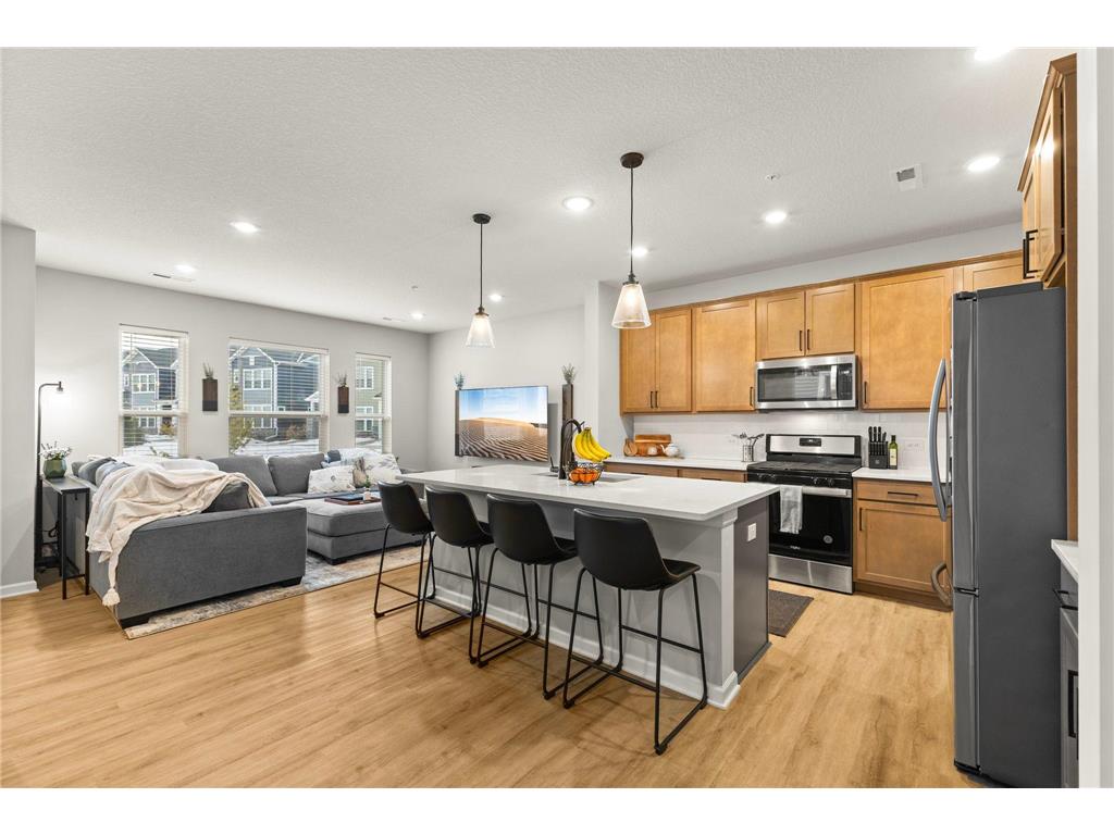 14540 Twin Lakes Circle Burnsville MN 55306 7016599 image4