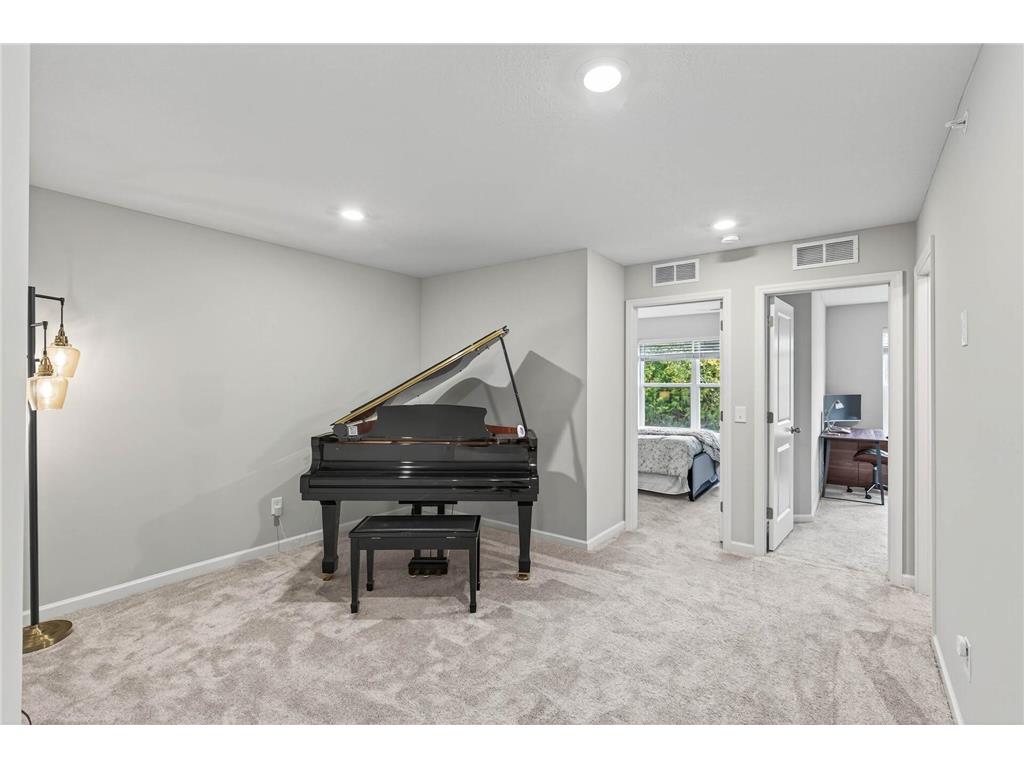 14544 Twin Lakes Circle Burnsville MN 55306 6802387 image12