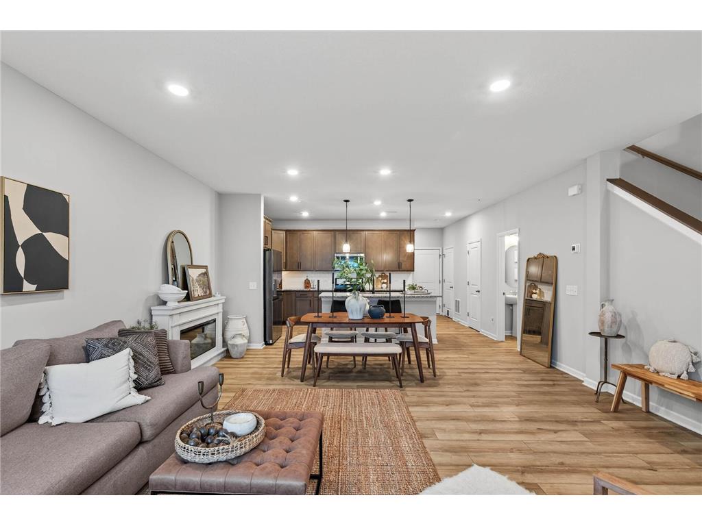 14544 Twin Lakes Circle Burnsville MN 55306 6802387 image8