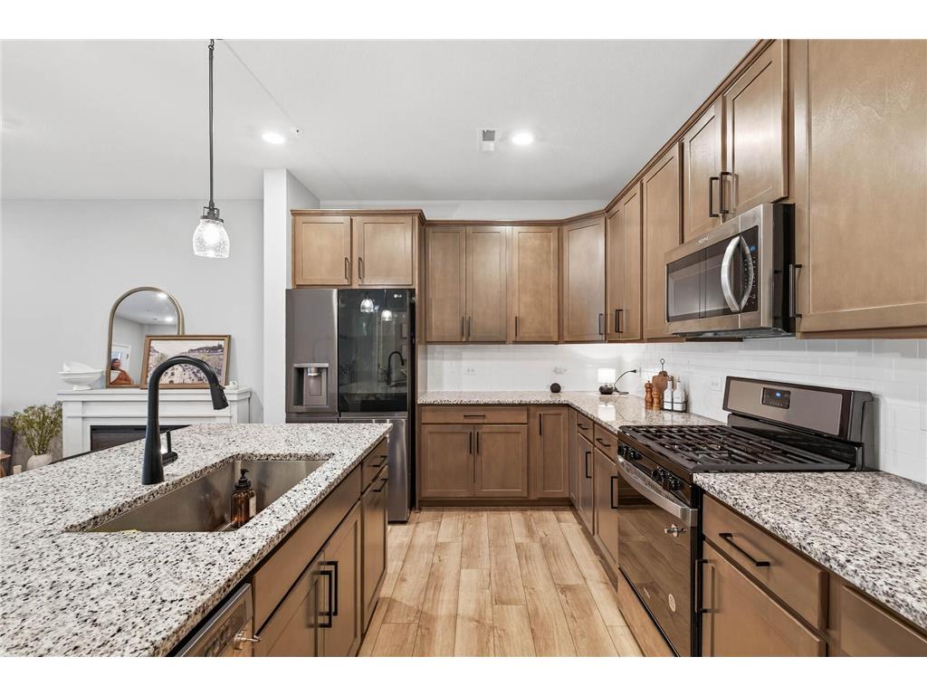 14544 Twin Lakes Circle Burnsville MN 55306 6802387 image9