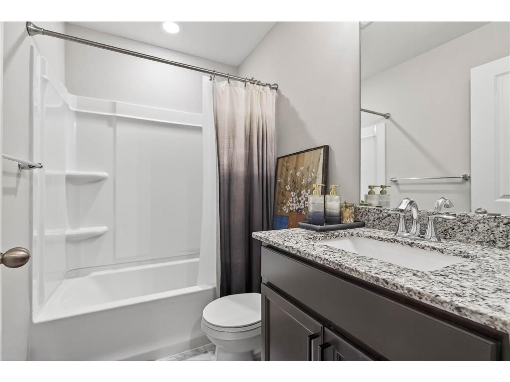 14544 Twin Lakes Circle Burnsville MN 55306 7052381 image14
