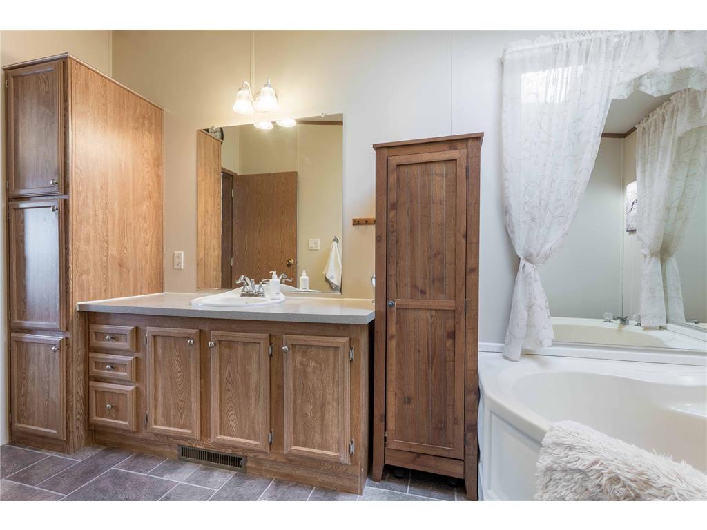 14547 Hilltop Road Ashby MN 56309 - Pomme De Terre 7043717 image30
