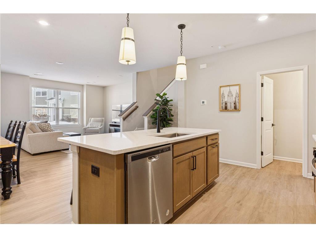 14548 Twin Lakes Circle Burnsville MN 55306 7068263 image10