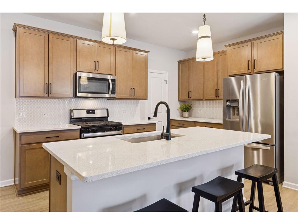 14548 Twin Lakes Circle Burnsville MN 55306 7068263 image8