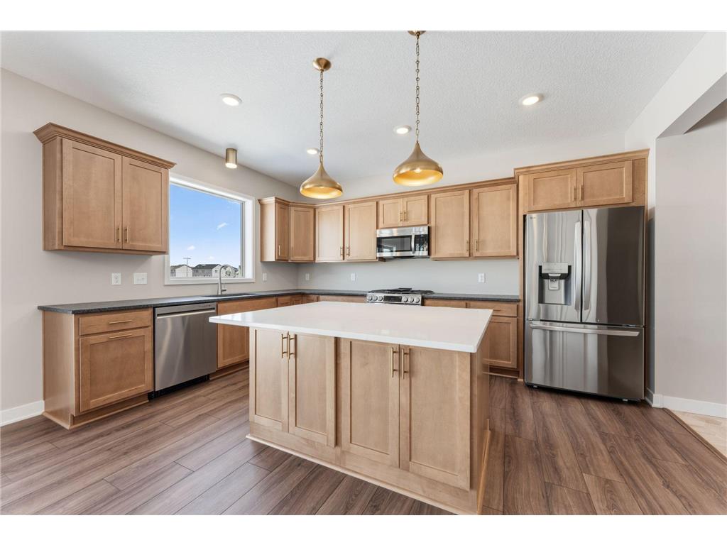 1457 143rd Street E Rosemount MN 55068 7062100 image1