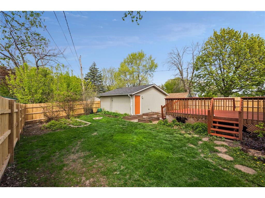 1457 Edgerton Street Saint Paul MN 55130 7071074 image39