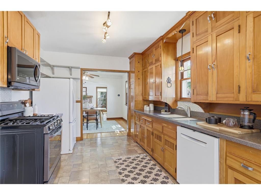 1457 Hoyt Avenue W Falcon Heights MN 55108 7071184 image17