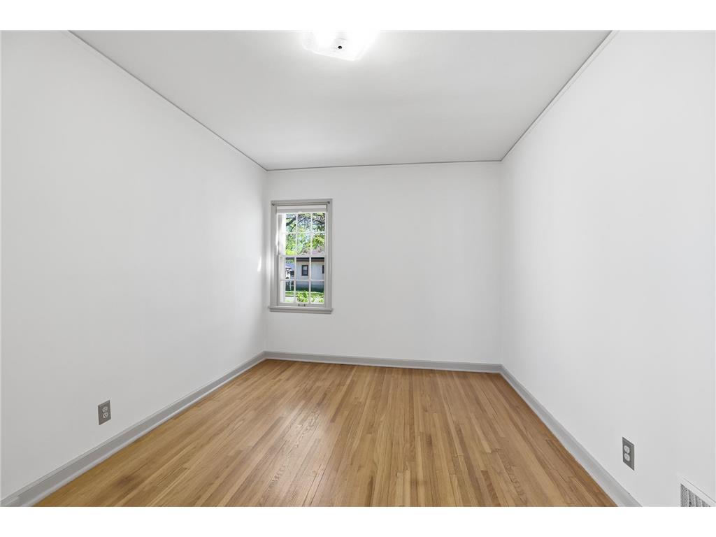 1457 Hoyt Avenue W Falcon Heights MN 55108 7071184 image24