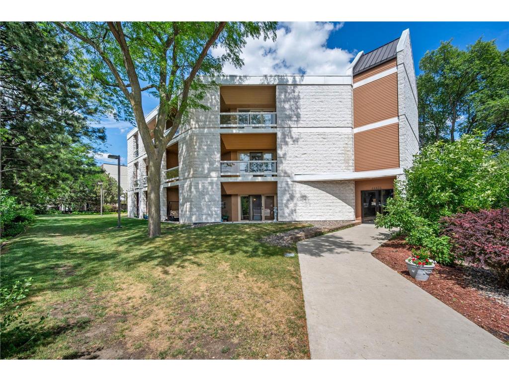 14575 Burma Avenue W #303 Rosemount MN 55068 7096058 image44
