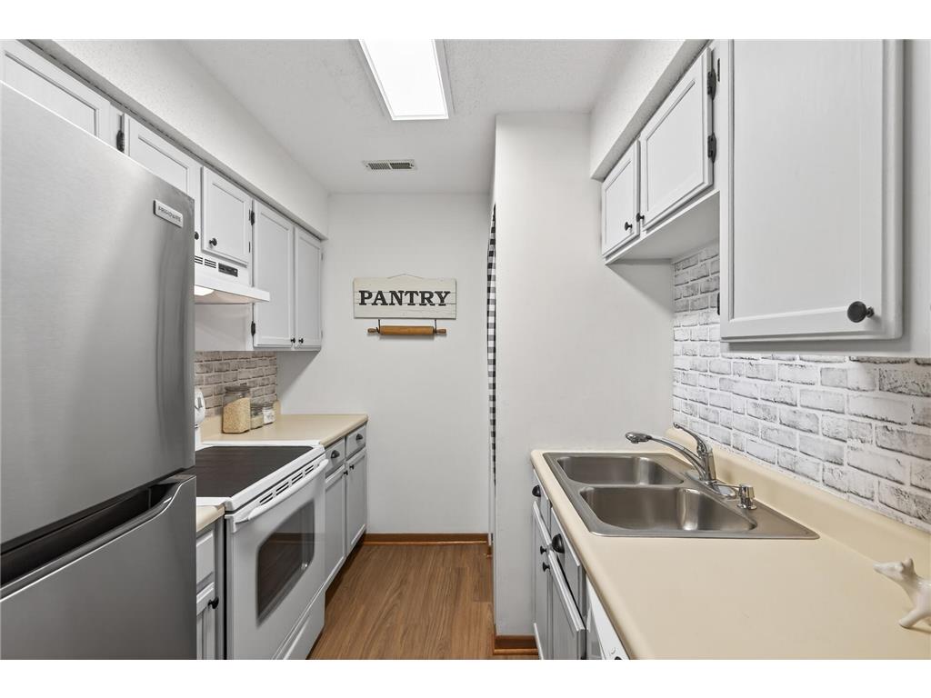 14575 Burma Avenue W #304 Rosemount MN 55068 7056143 image10