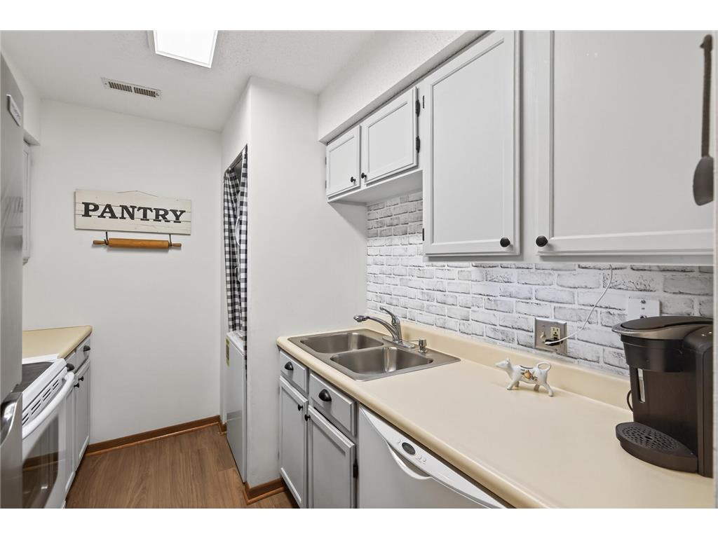 14575 Burma Avenue W #304 Rosemount MN 55068 7056143 image11