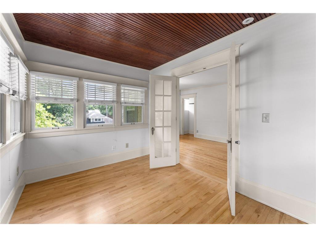 1458 W 33rd Street Minneapolis MN 55408 6741035 image27