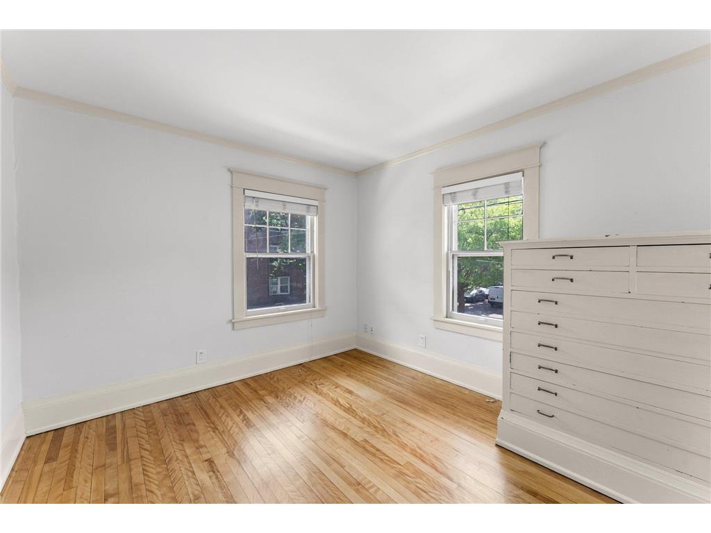 1458 W 33rd Street Minneapolis MN 55408 6741035 image33