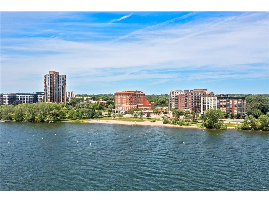 1458 W 33rd Street Minneapolis MN 55408 6741035 image47