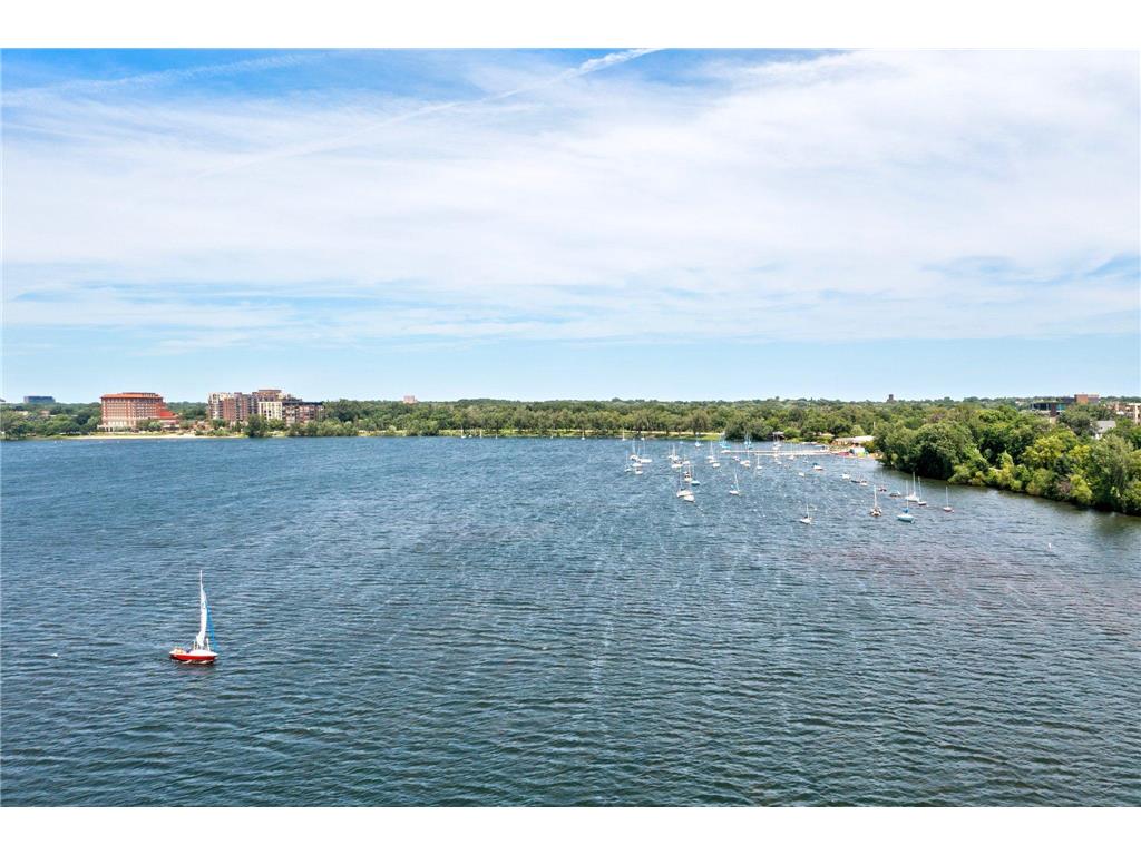 1458 W 33rd Street Minneapolis MN 55408 6741035 image48