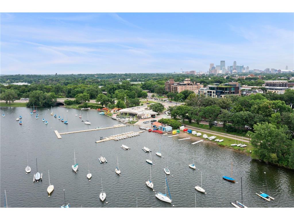 1458 W 33rd Street Minneapolis MN 55408 6741035 image49