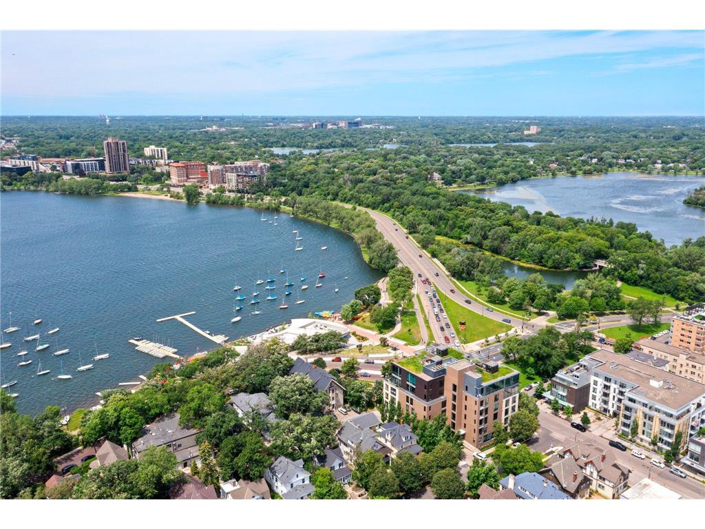 1458 W 33rd Street Minneapolis MN 55408 6741035 image54