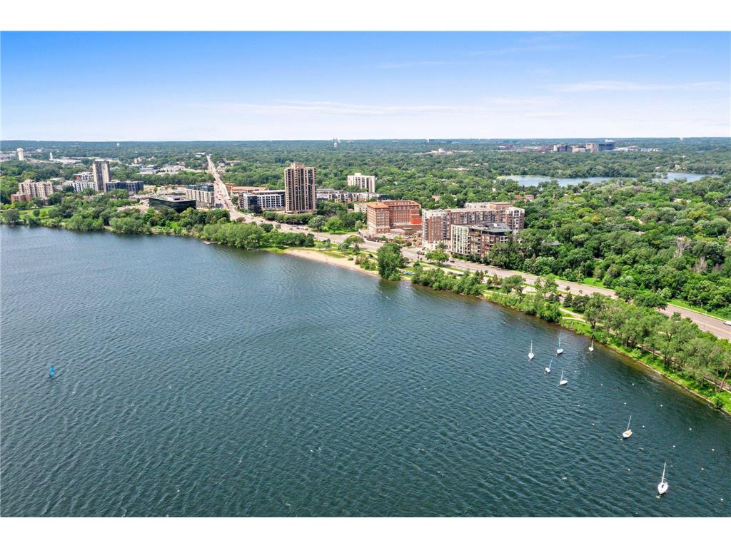 1458 W 33rd Street Minneapolis MN 55408 6741035 image57