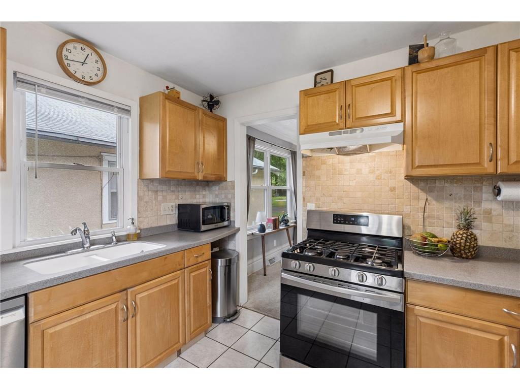 1459 Pascal Street N Saint Paul MN 55108 7104068 image4