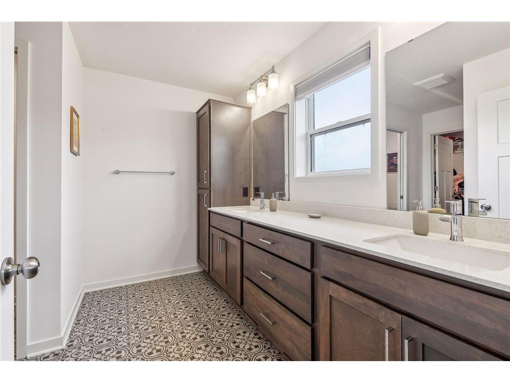 146 Maple Terrace Waconia MN 55387 6802574 image24