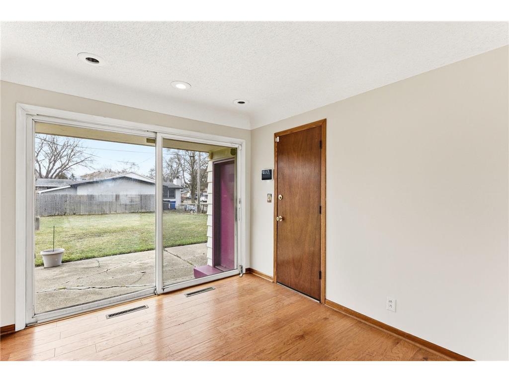 1460 Arlington Avenue E Saint Paul MN 55106 7009943 image14